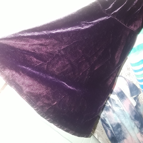 HOLLISTER OFF THE SHOULDER VELVETY SOFT SHIRT - Picture 5 of 6